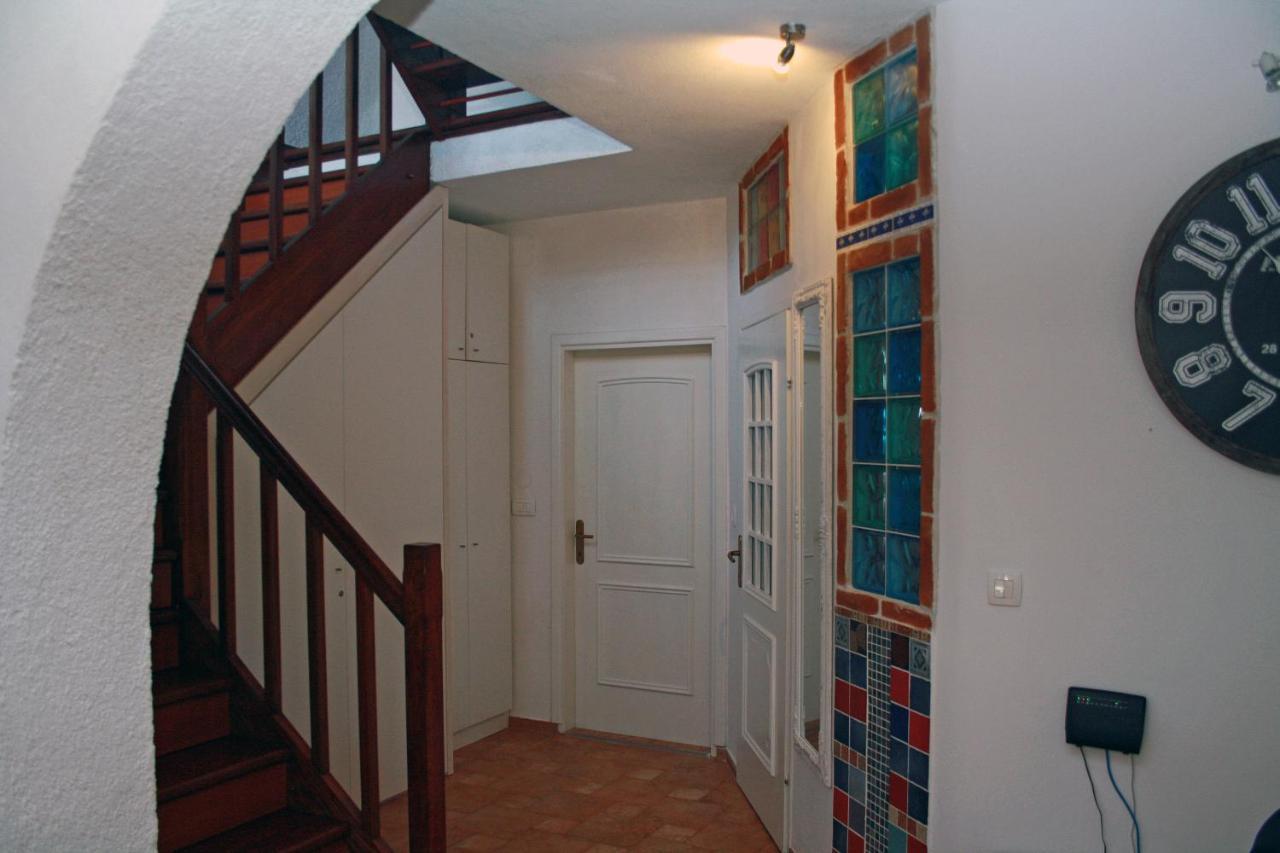 "Art House" Rovinj-Holiday, Holiday Home To Rent Rovinjsko Selo Exteriör bild