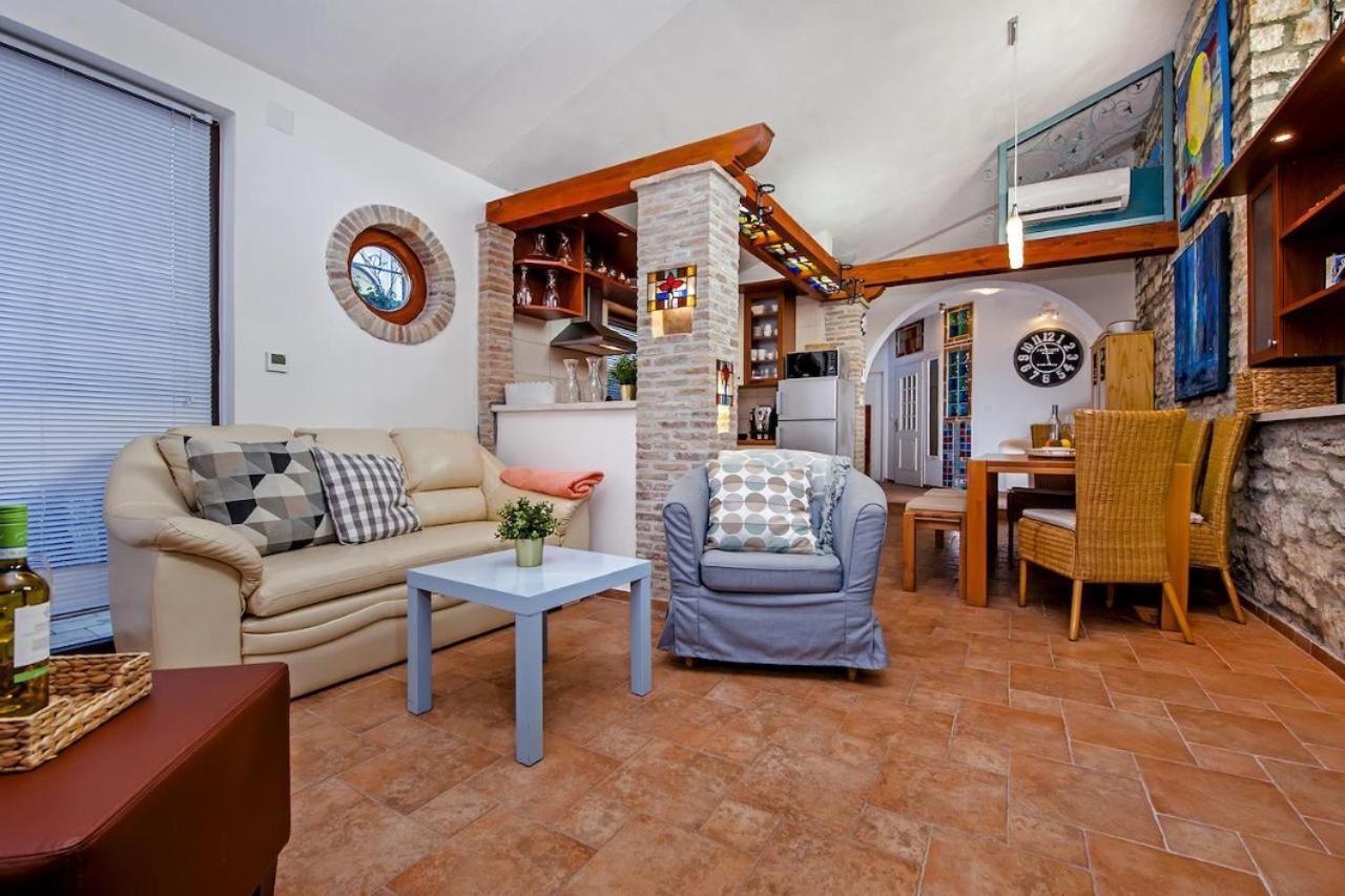 "Art House" Rovinj-Holiday, Holiday Home To Rent Rovinjsko Selo Exteriör bild